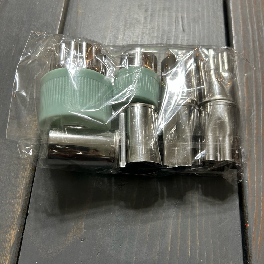 *SOLD* Stainless Steel Food Cutter Set - Picture 2 of 9